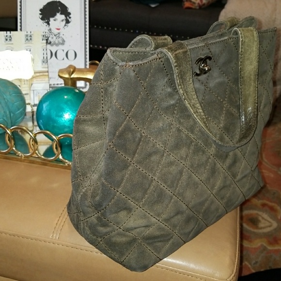 Chanel Green Suede Two way wild stitch handbag - Picture 3 of 8